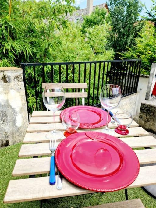 Maisonnette Du Foirail Espalion Ngoại thất bức ảnh